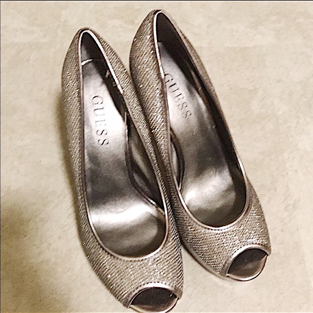 Guess silver metallic heels
